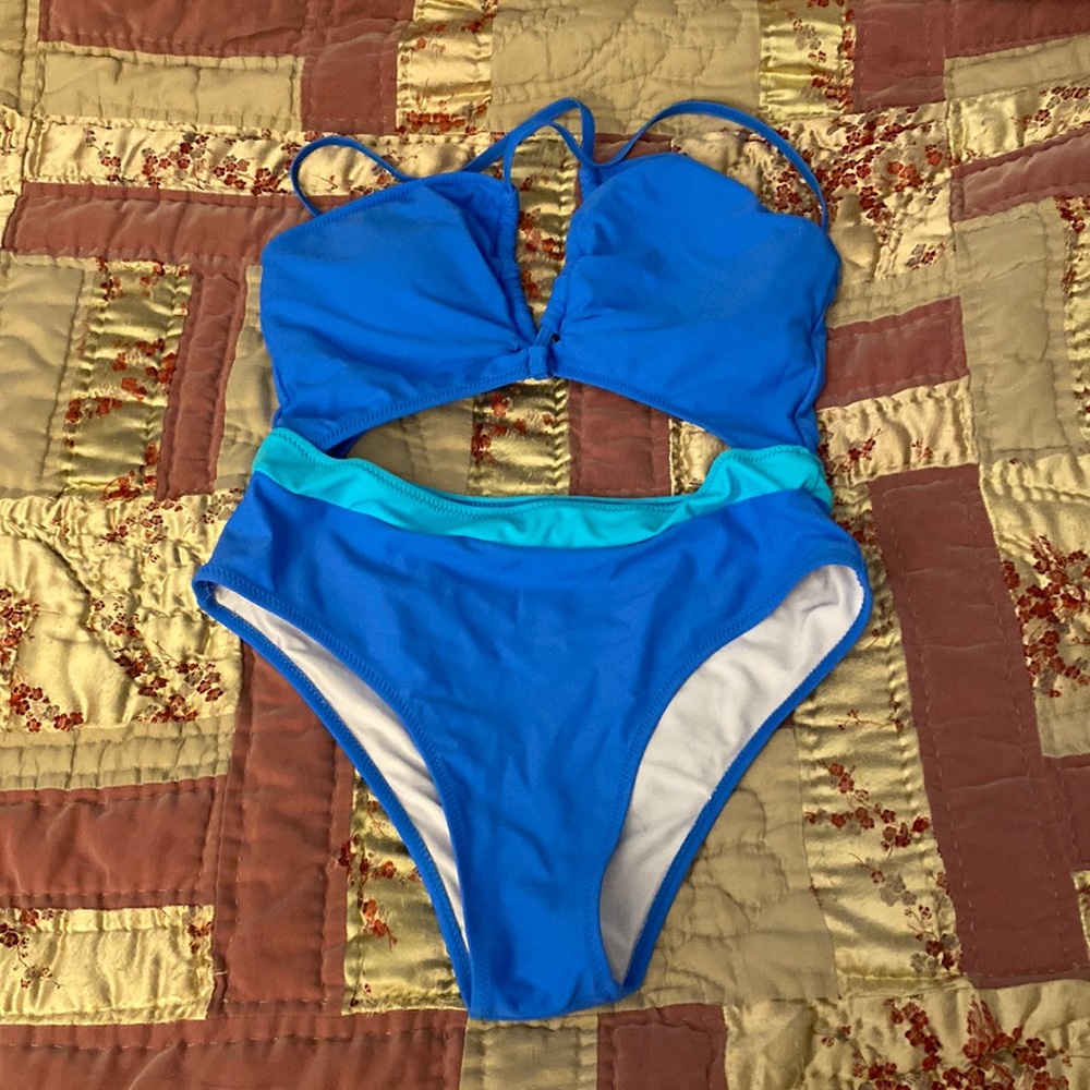 One piece bathing new.. never worn other than to try on
